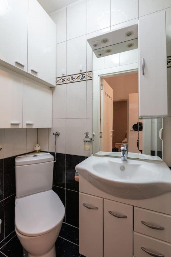 Sunny Renovated Apartment Close To Downtown ウィーン エクステリア 写真