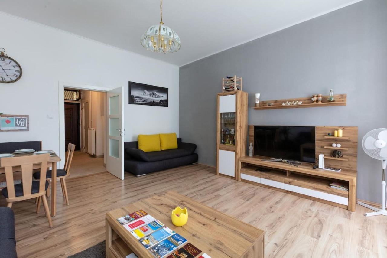Sunny Renovated Apartment Close To Downtown ウィーン エクステリア 写真